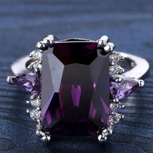 NEW Cocktail Ring - Silver and Amethyst colour crystal stone- Size 7